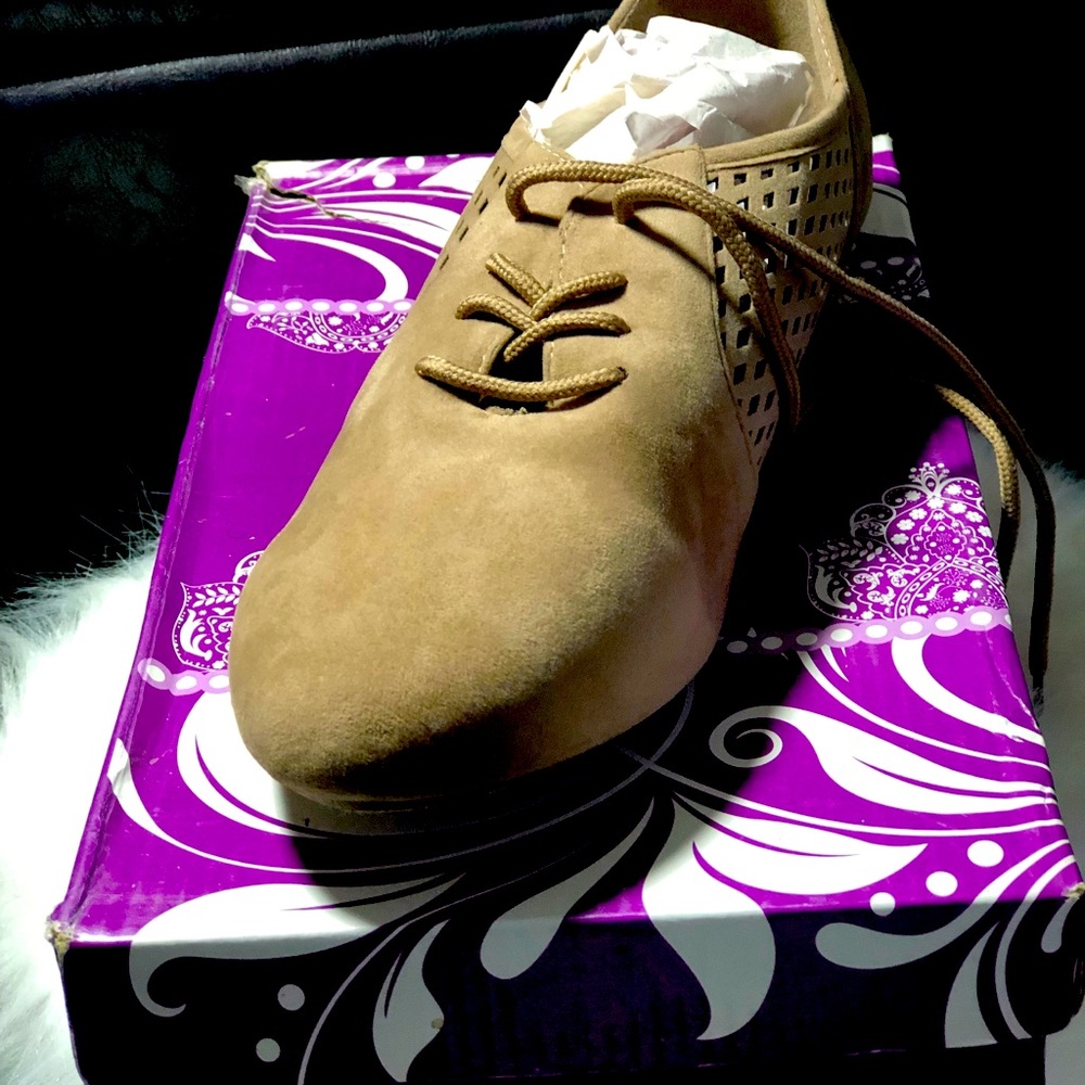 Brown flats